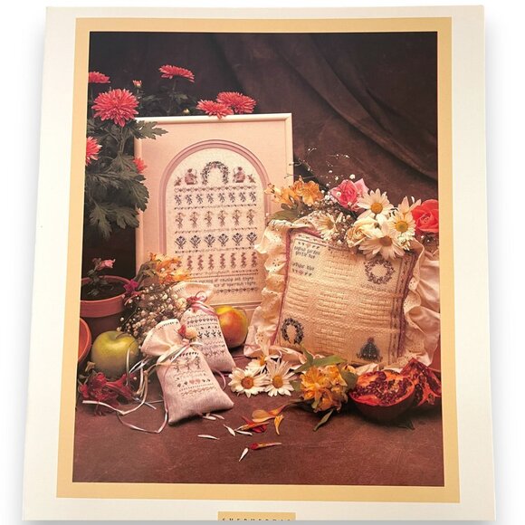 Shepherd’s Bush English Garden Cross Stitch Booklet 1988 - Picture 3 of 3